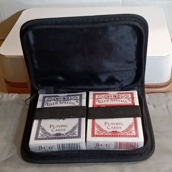 NIB Totes Travel Poker Set - Picture 3 of 4